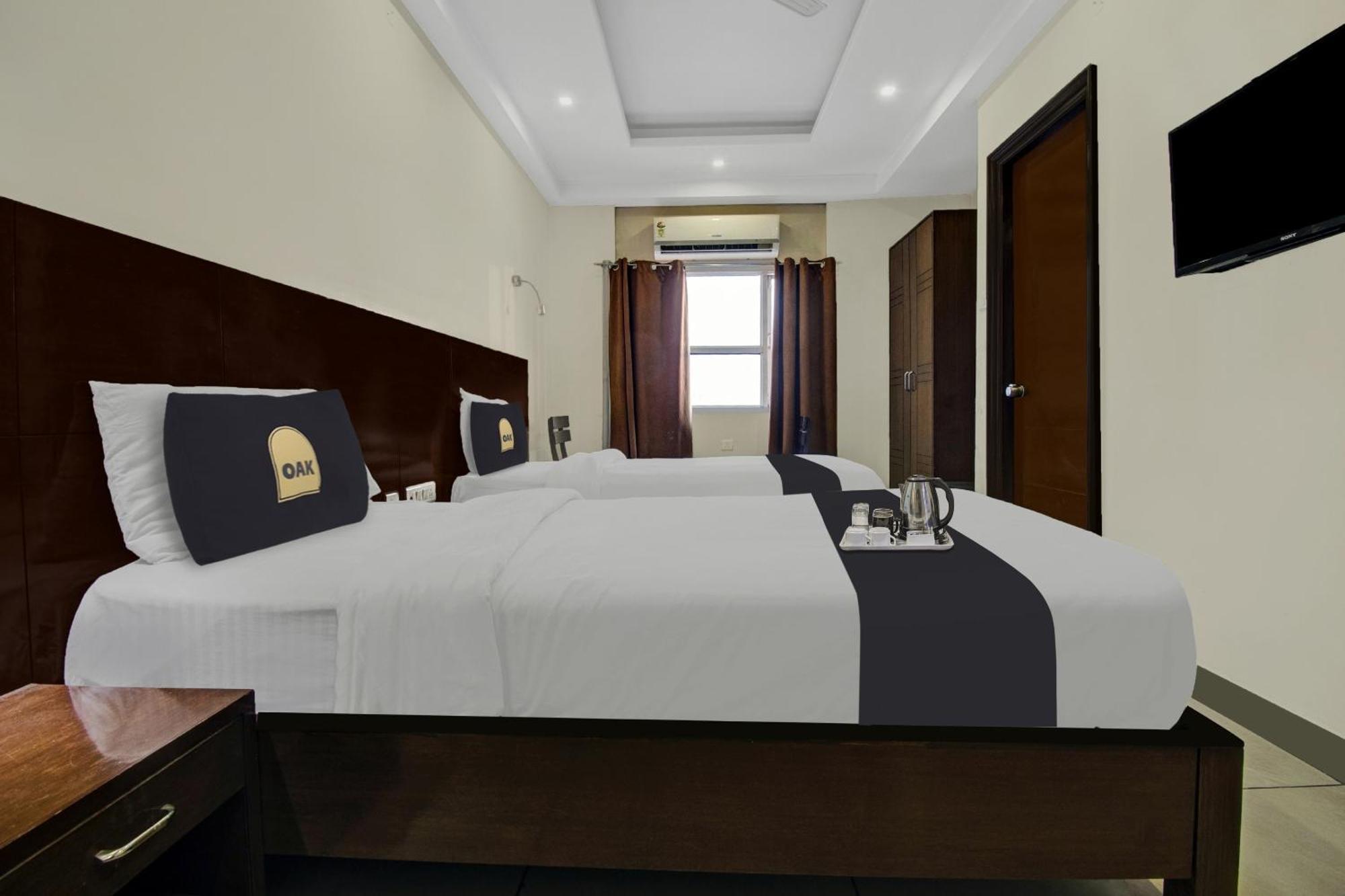 ג'איפור Townhouse Oak Hotel Heritage Heights מראה חיצוני תמונה